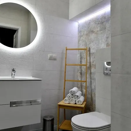 Ach To Tu! شقة زاتور