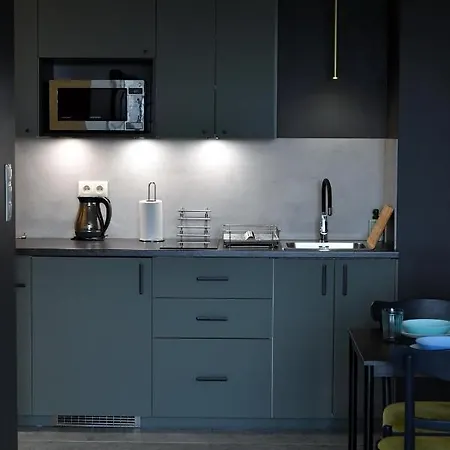 Ach To Tu! زاتور